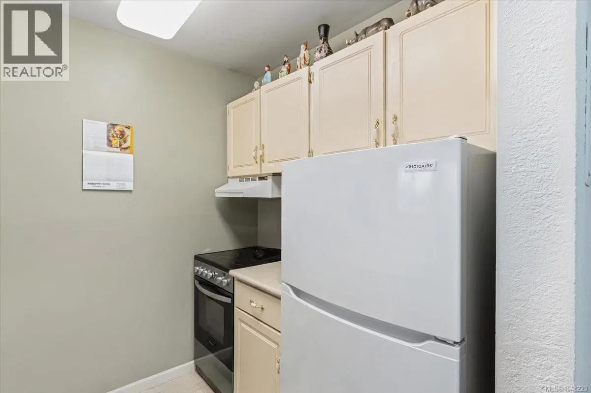 Photo 4 of 24 at #101 – 345 Morison Avenue