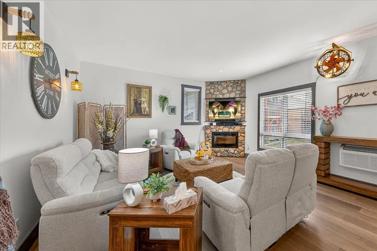 Photo 3 of 44 at #601 – 7291 Prospector Avenue