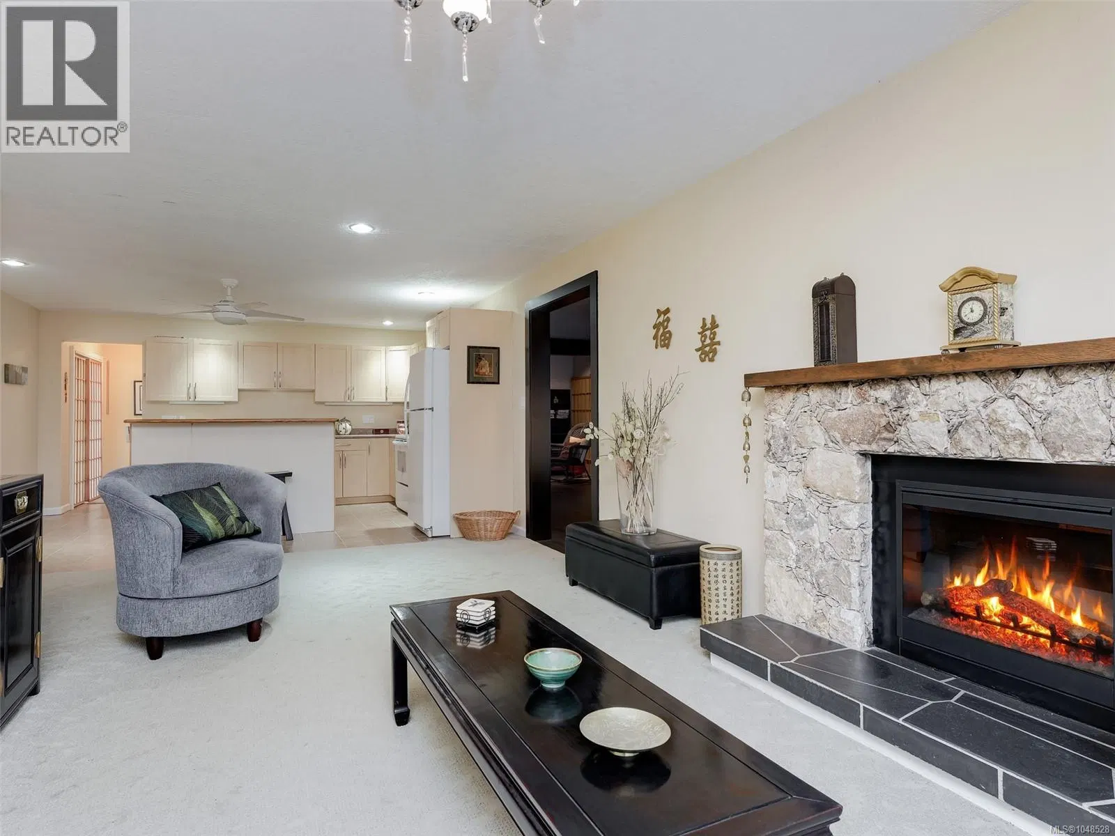 Photo 3 of 22 at 9907 Galaran Road