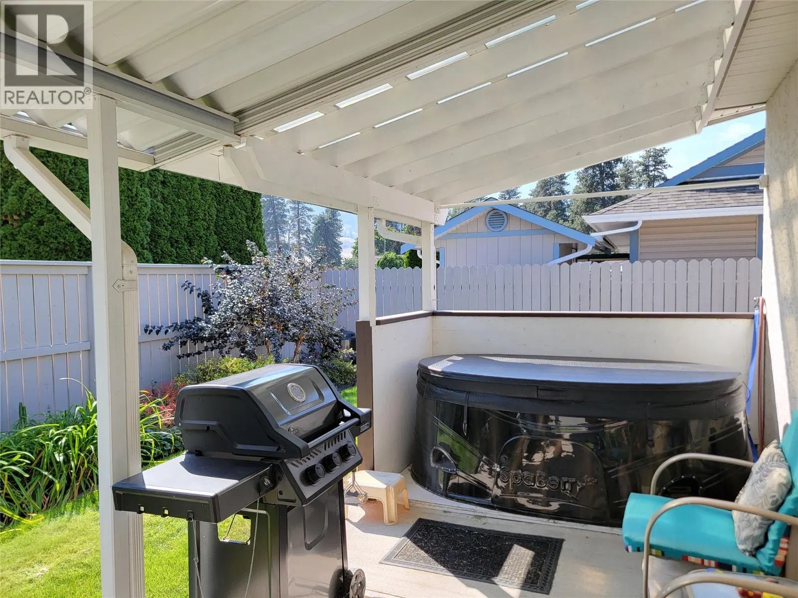 Photo 5 of 45 at 707 12th Avenue
