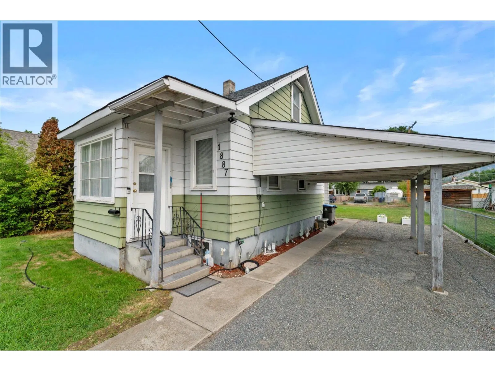 Photo 4 of 37 at 1887 Granite Avenue
