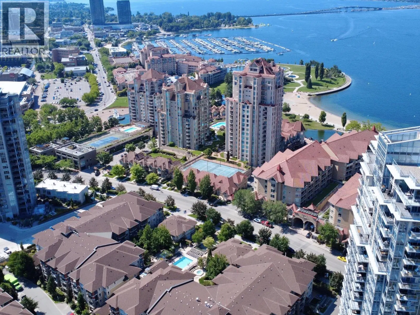 #416 – 1089 Sunset Drive