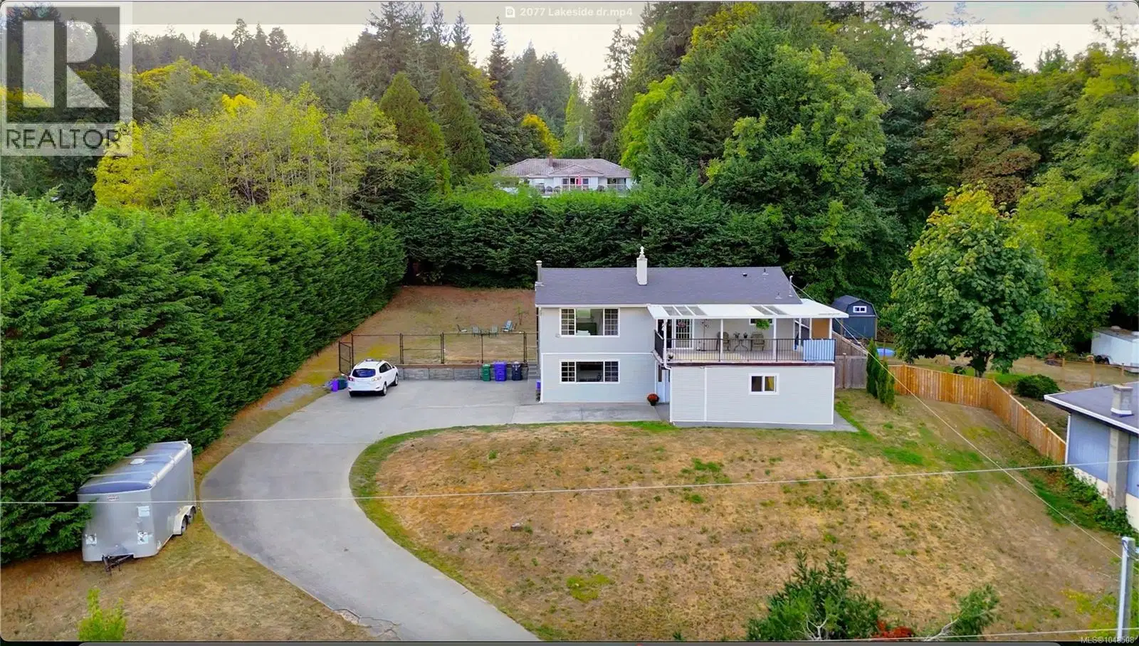2077 Lakeside Drive
