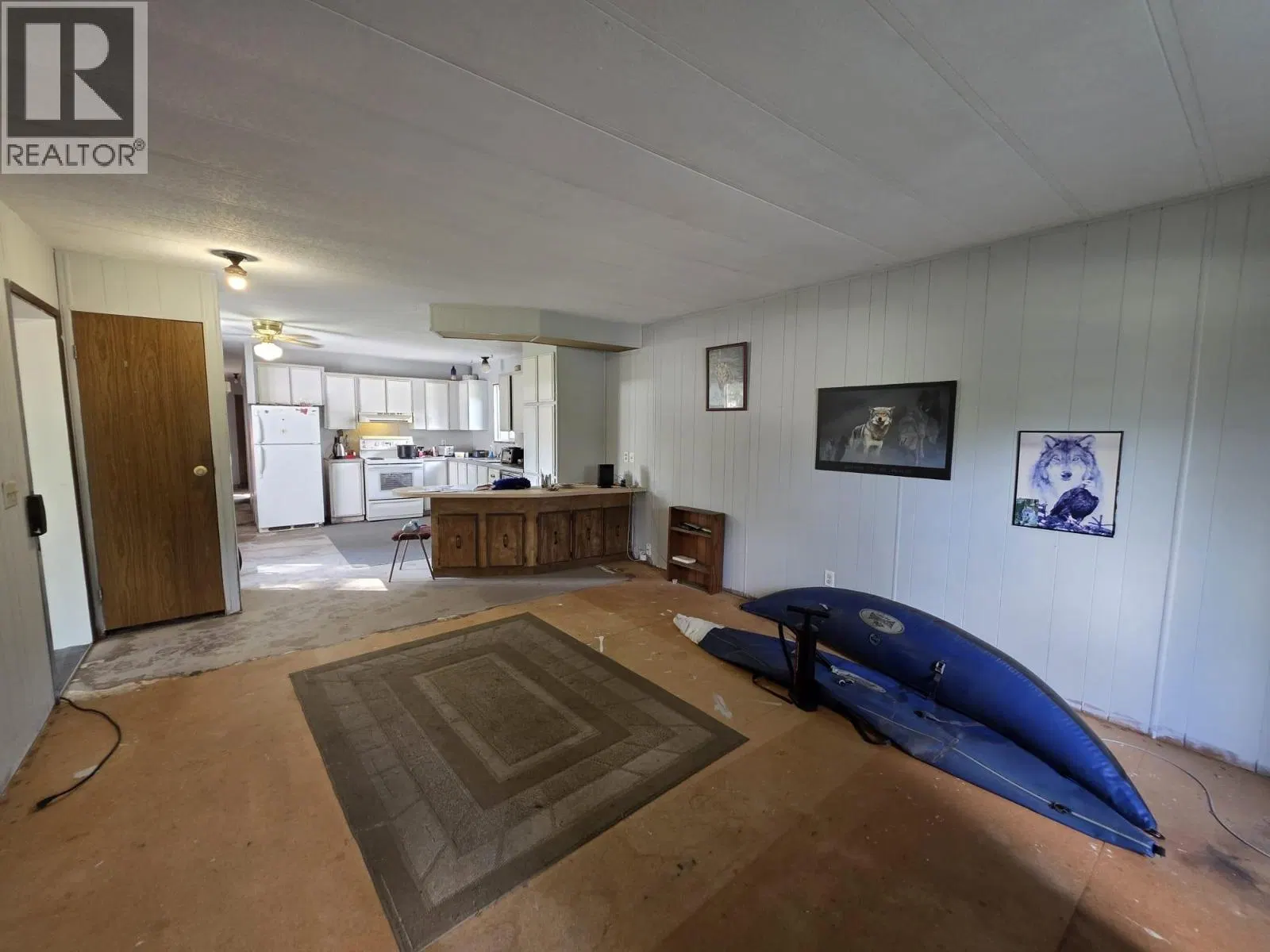 Photo 5 of 12 at 7729 EMERALD Drive