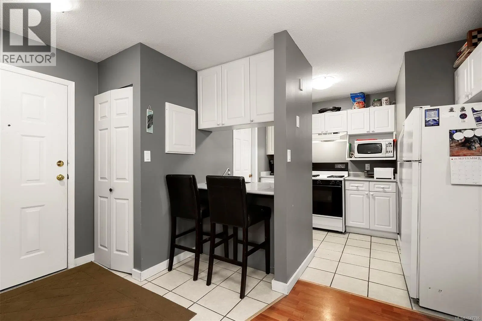 Photo 5 of 18 at #205 – 1105 Henry Road
