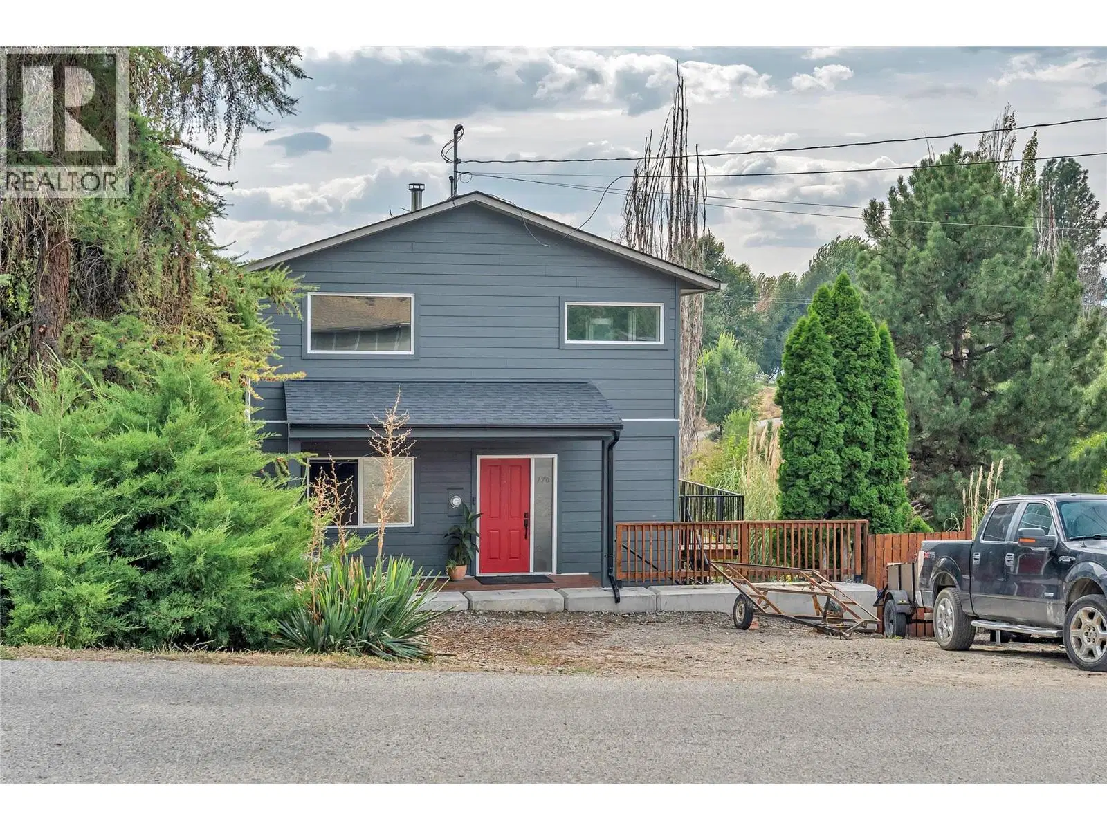 770 LOWER DEBECK Road