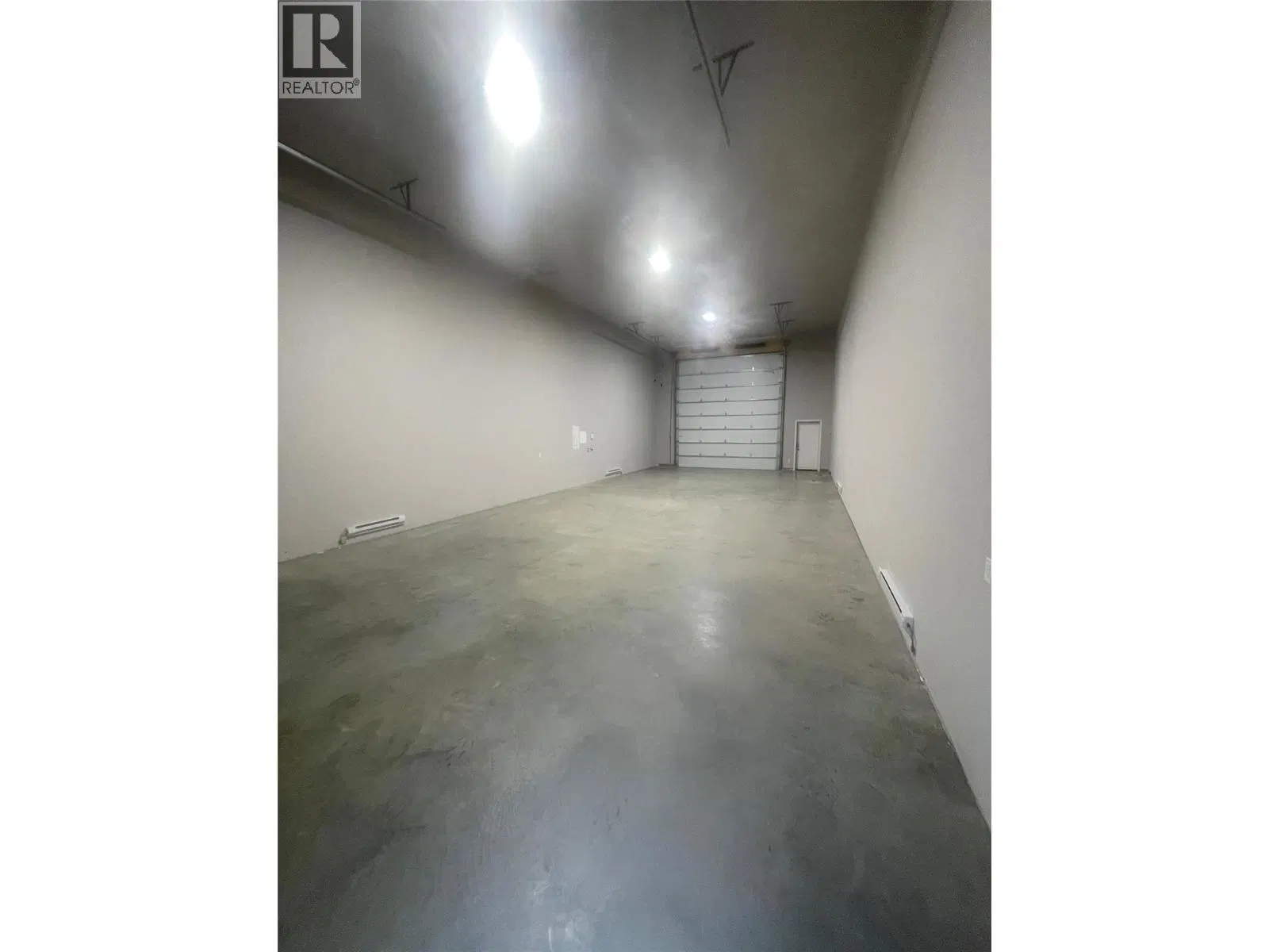 Photo 5 of 15 at #10 – 1252 Jordan Way