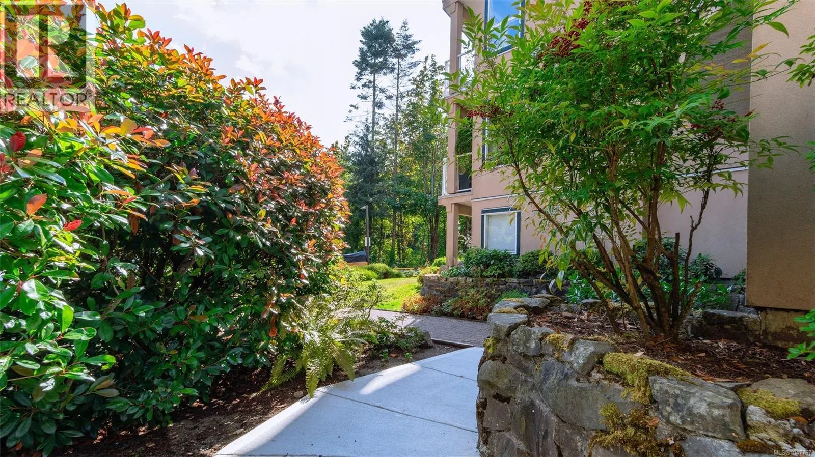 Photo 2 of 42 at #104B – 3000 Oak Street
