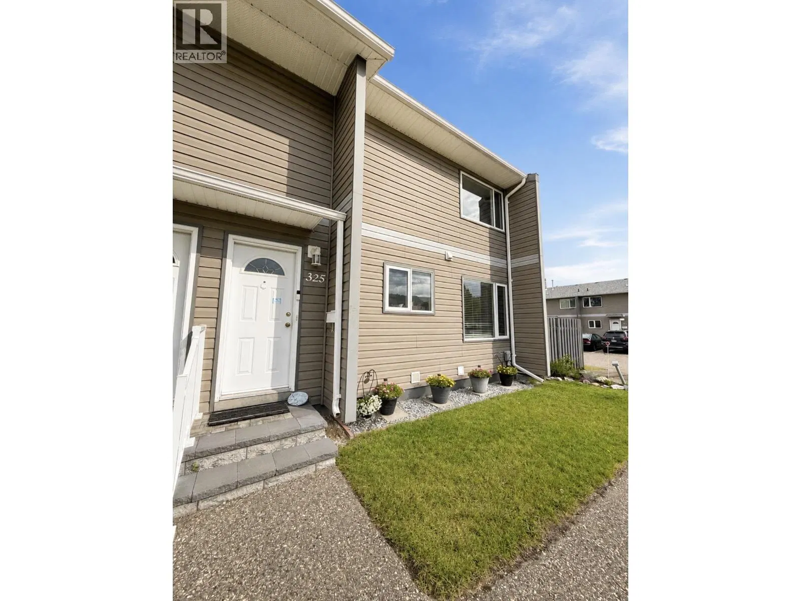 Photo 1 of 22 at #325 – 2550 OSPIKA Boulevard