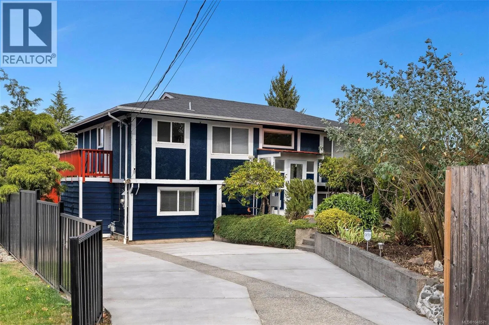 Photo 3 of 60 at 1640 Earlston Avenue