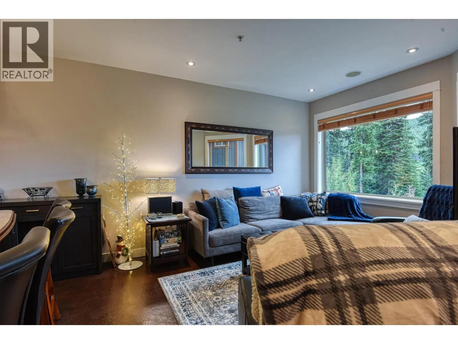 Photo 4 of 48 at #12 – 306 Creekview Road