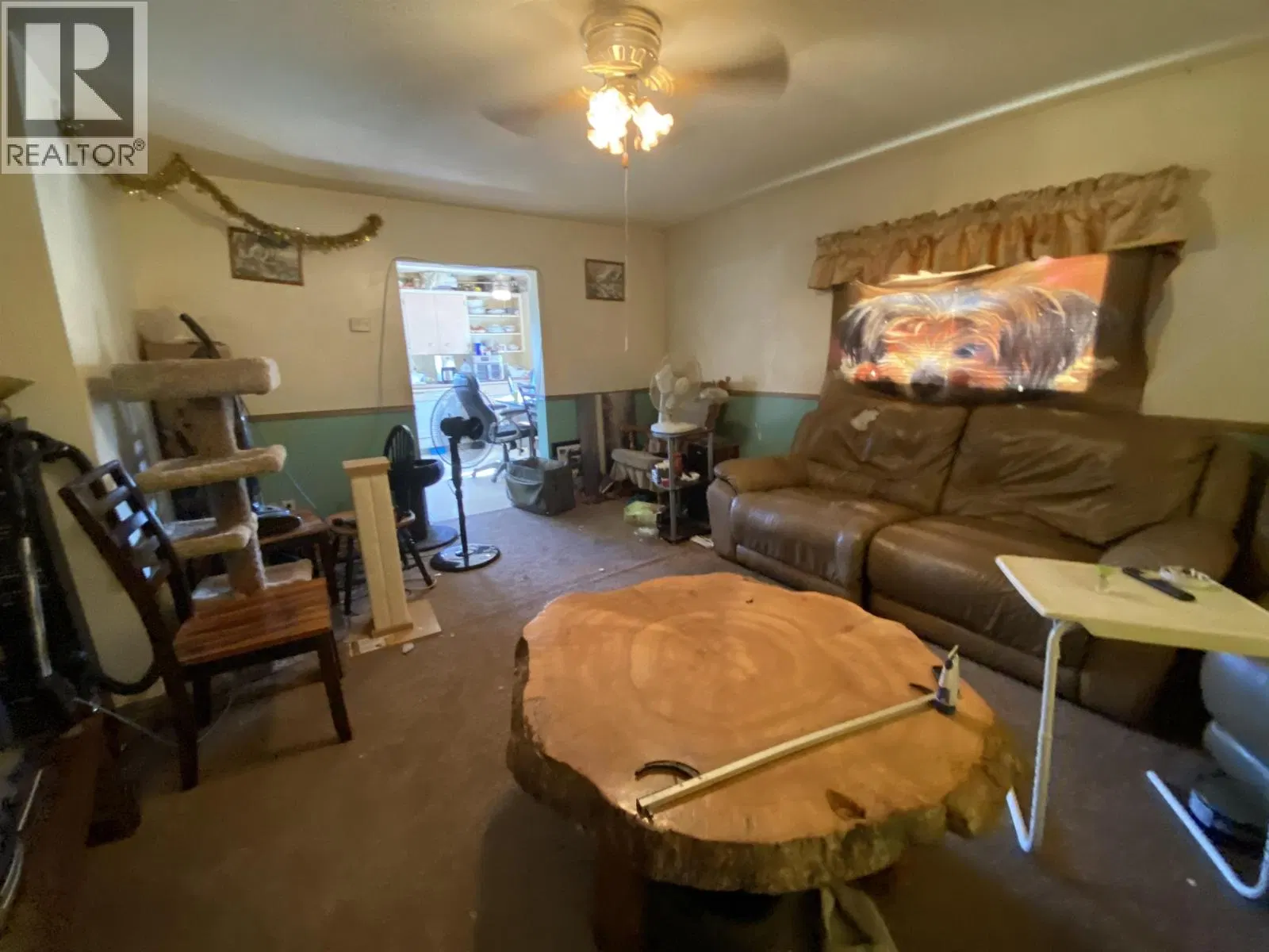 Photo 3 of 15 at 2710 HALL Street