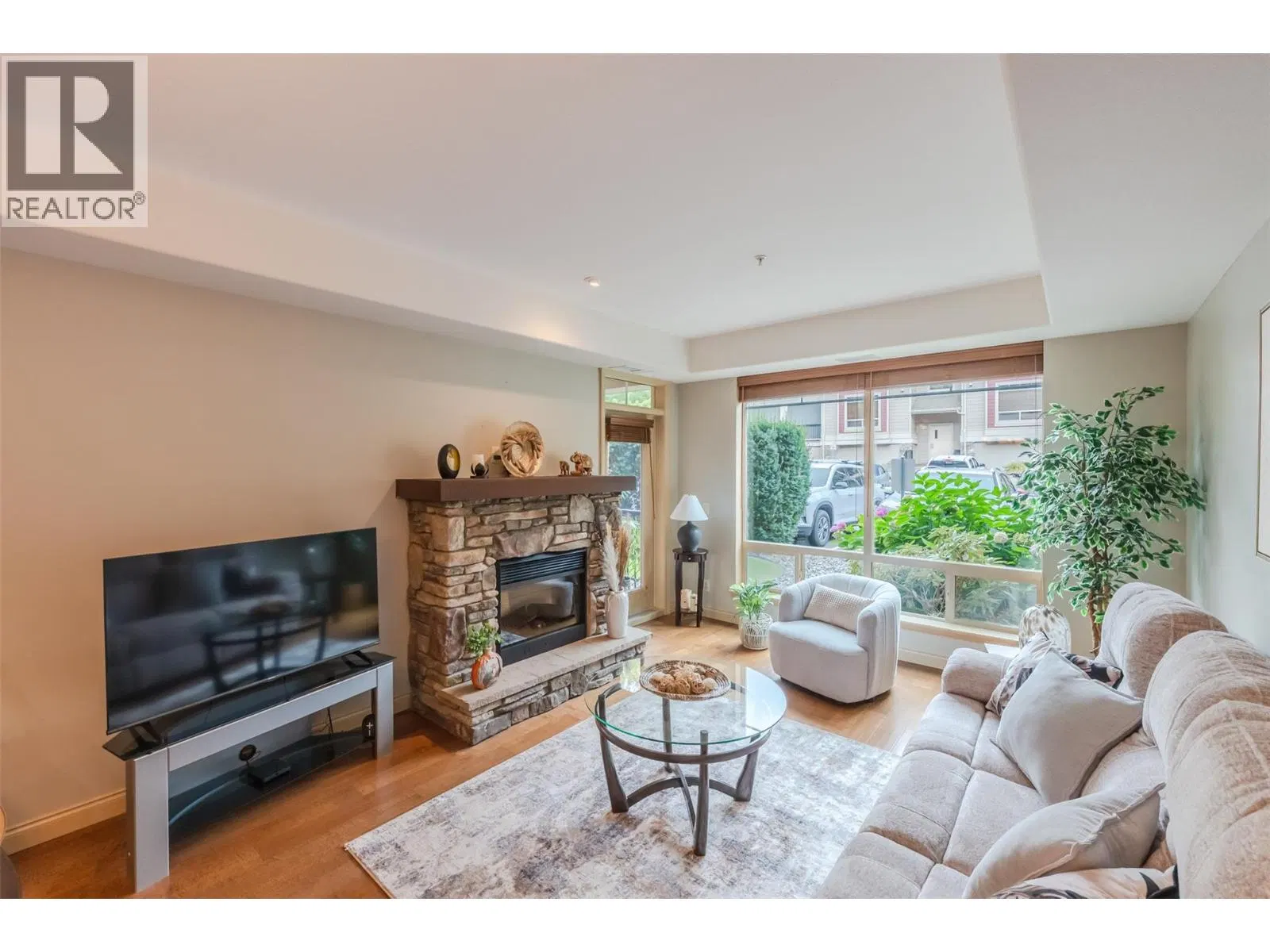 Photo 2 of 43 at #112 – 2750 Auburn Road