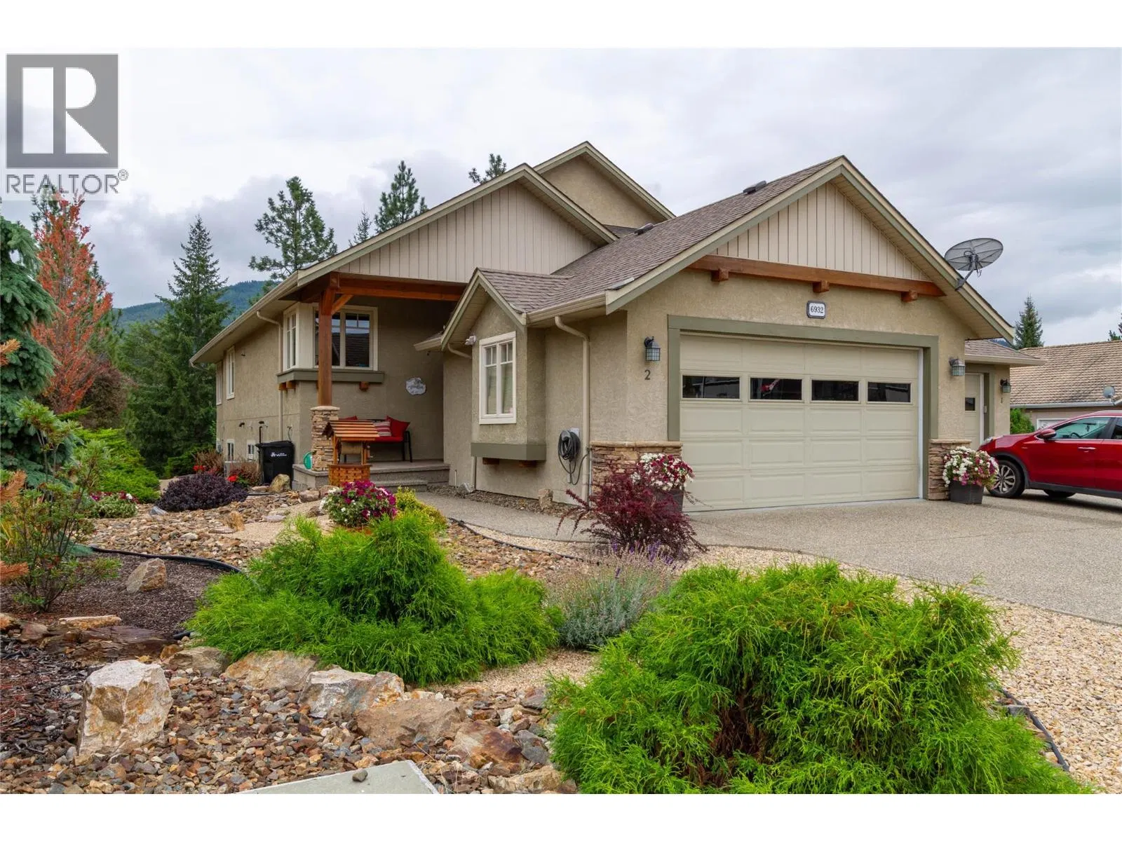 #2 – 6932 Manning Place