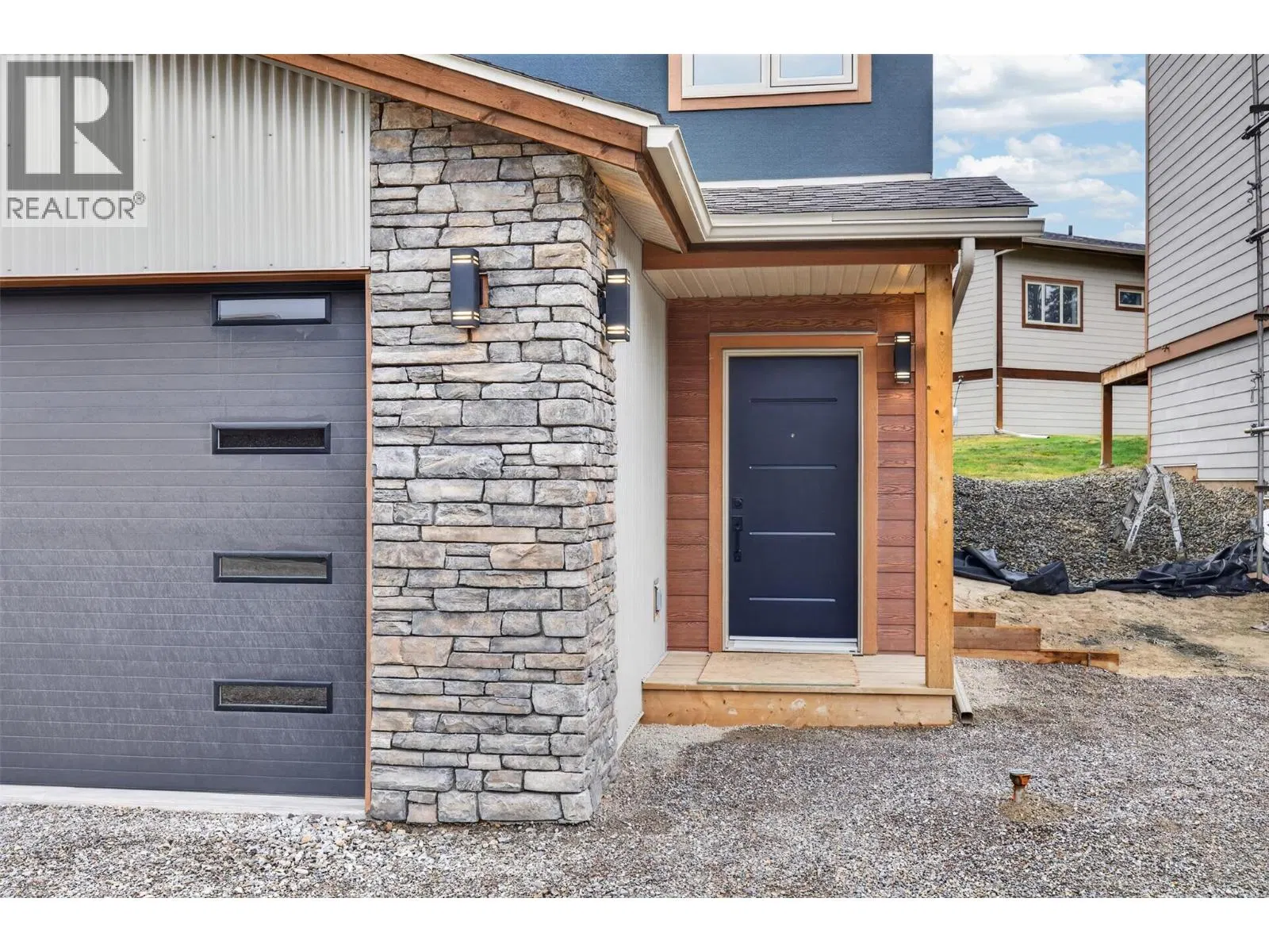 Photo 2 of 38 at #53 – 4926 Timber Ridge Road