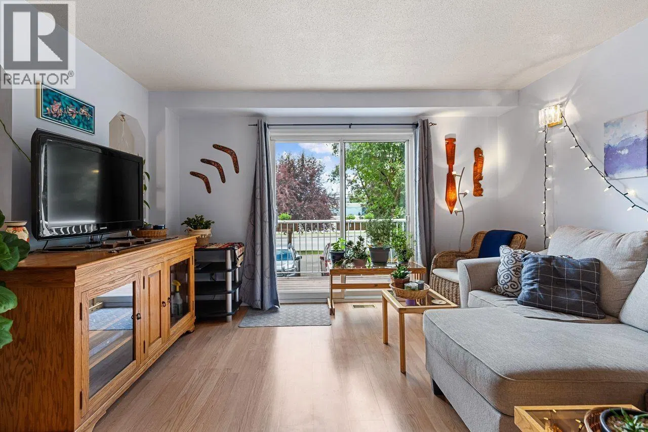 Photo 5 of 32 at #101 – 3307 WESTWOOD Drive