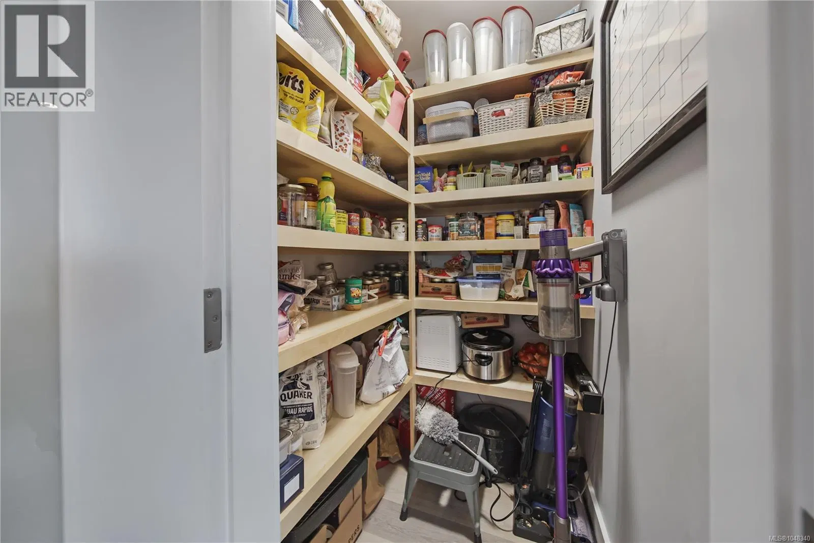 Photo 5 of 21 at 4453 9th Avenue