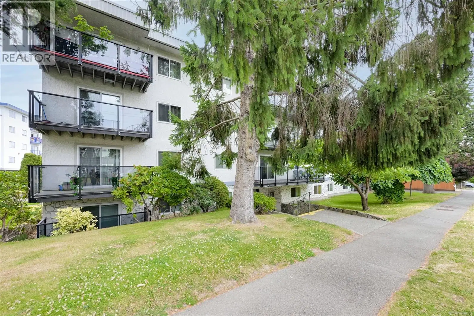 #403 – 859 Carrie Street