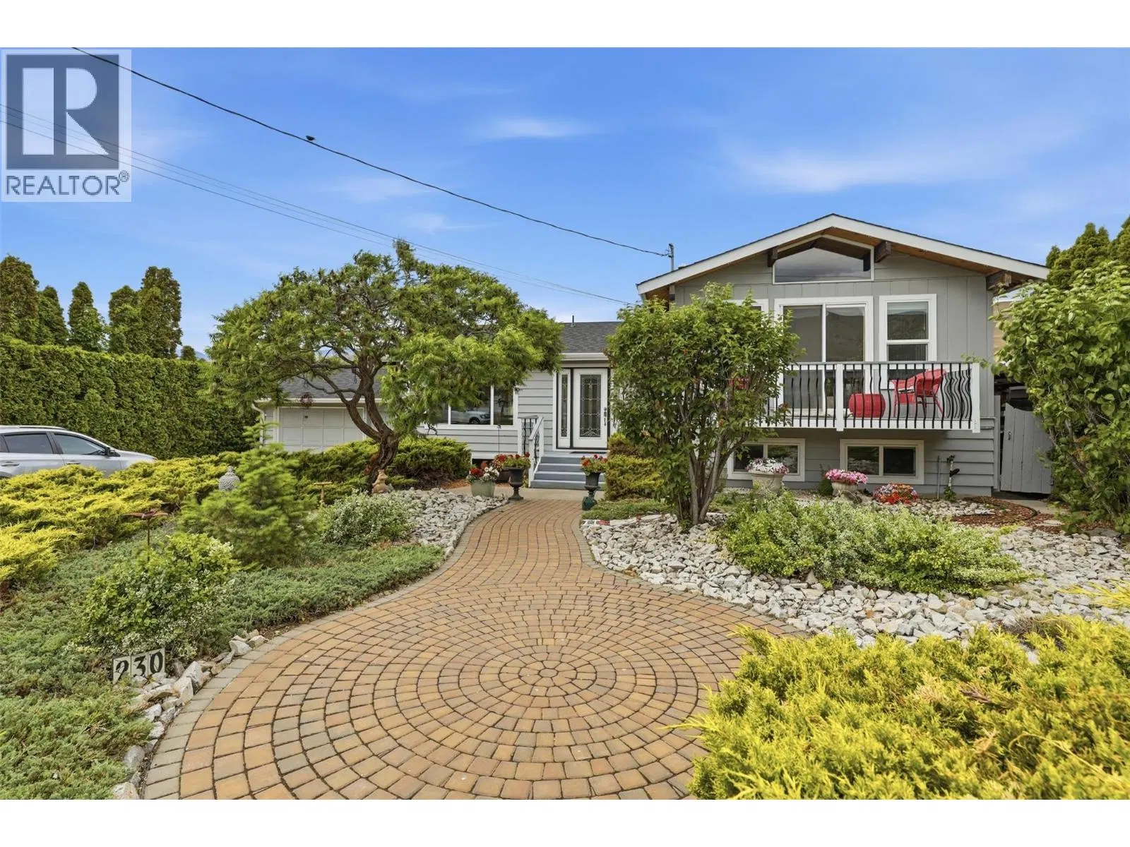 230 Vista Place