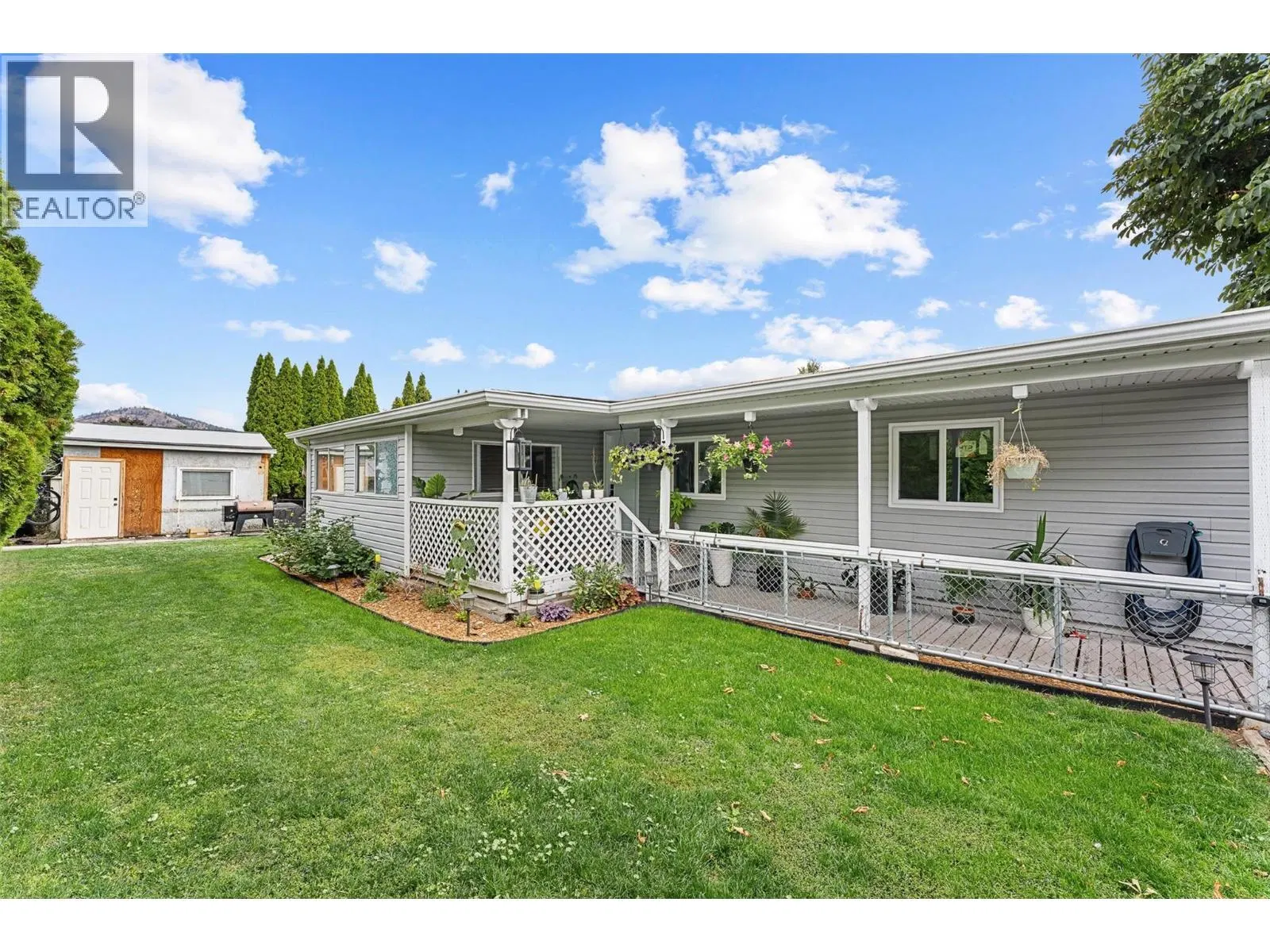 Photo 5 of 25 at #47 – 3381 Village Green Way
