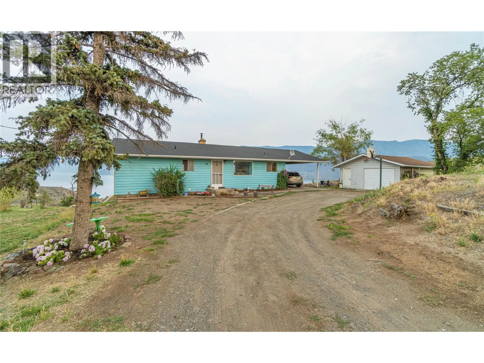 Photo 2 of 27 at 6009 WEST TRANS CANADA Highway