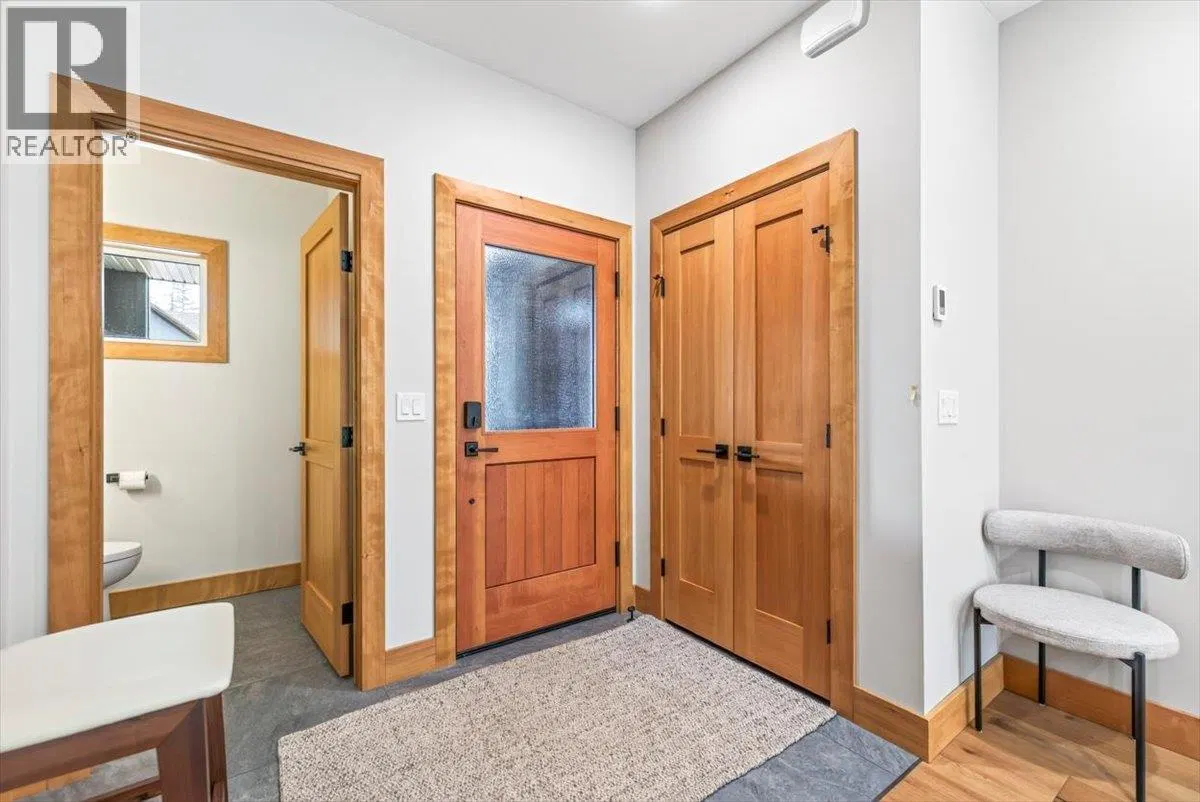 Photo 4 of 76 at #43 – 4576 Timberline Crescent