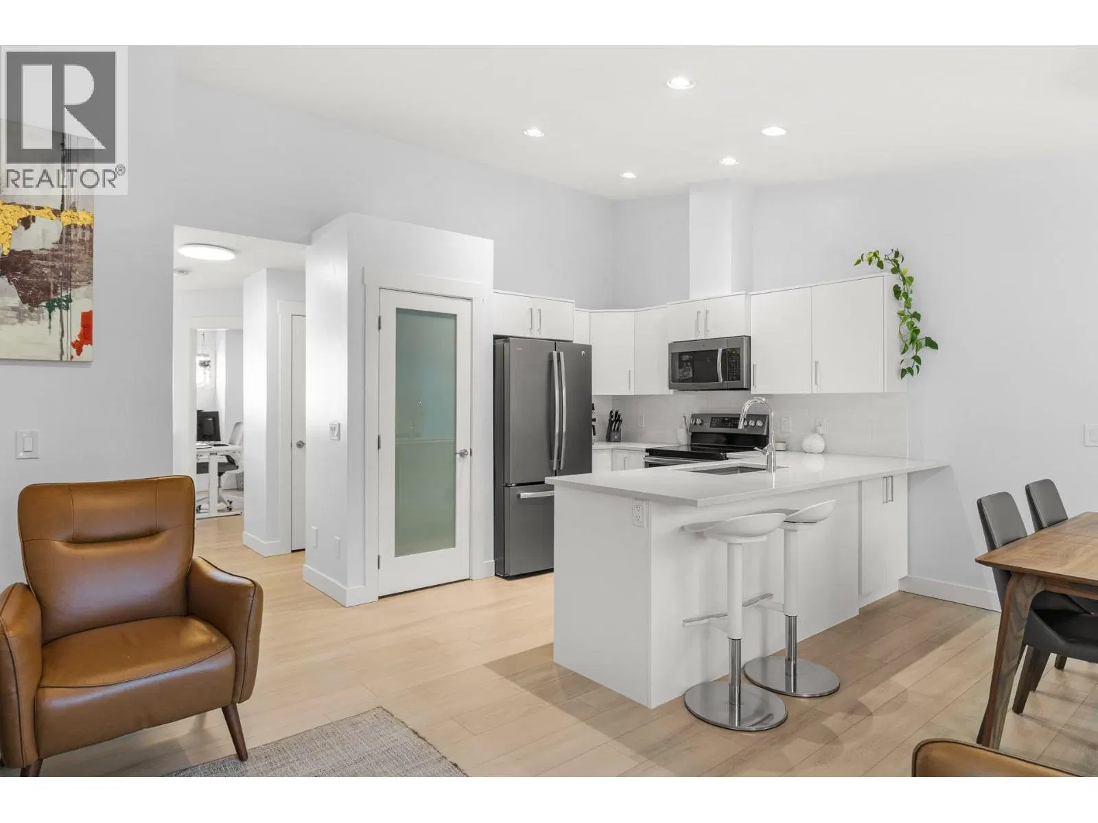 Photo 1 of 55 at #20 – 225 Glen Park Drive