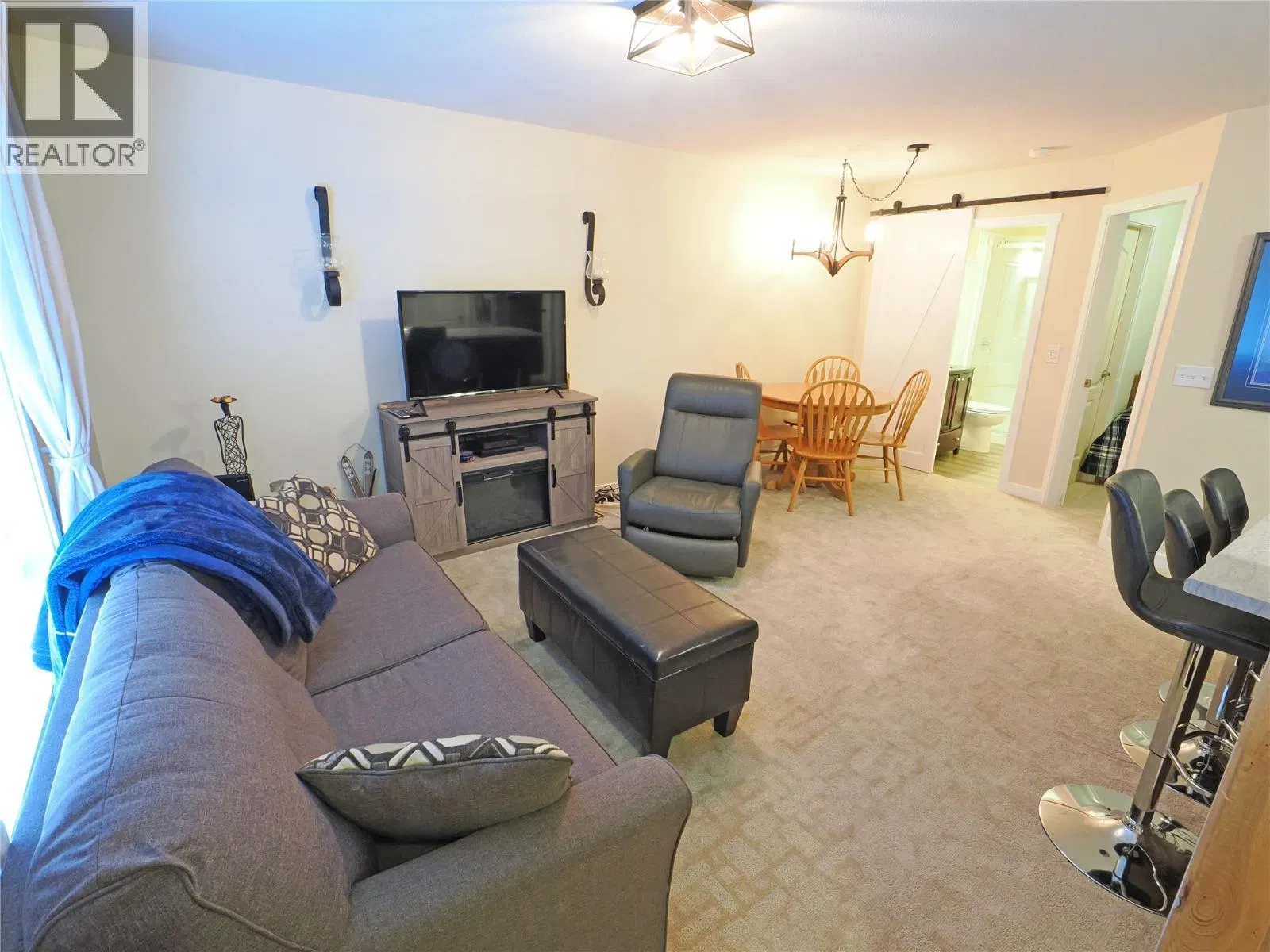 Photo 3 of 17 at 4890D Snowpines Road