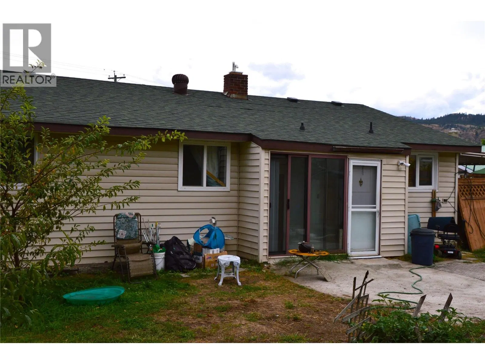 Photo 1 of 42 at 147 Oak Road