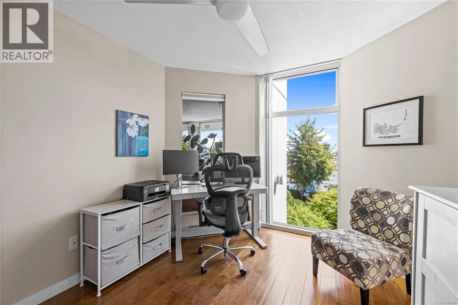 Photo 4 of 46 at #206 – 158 Promenade Drive