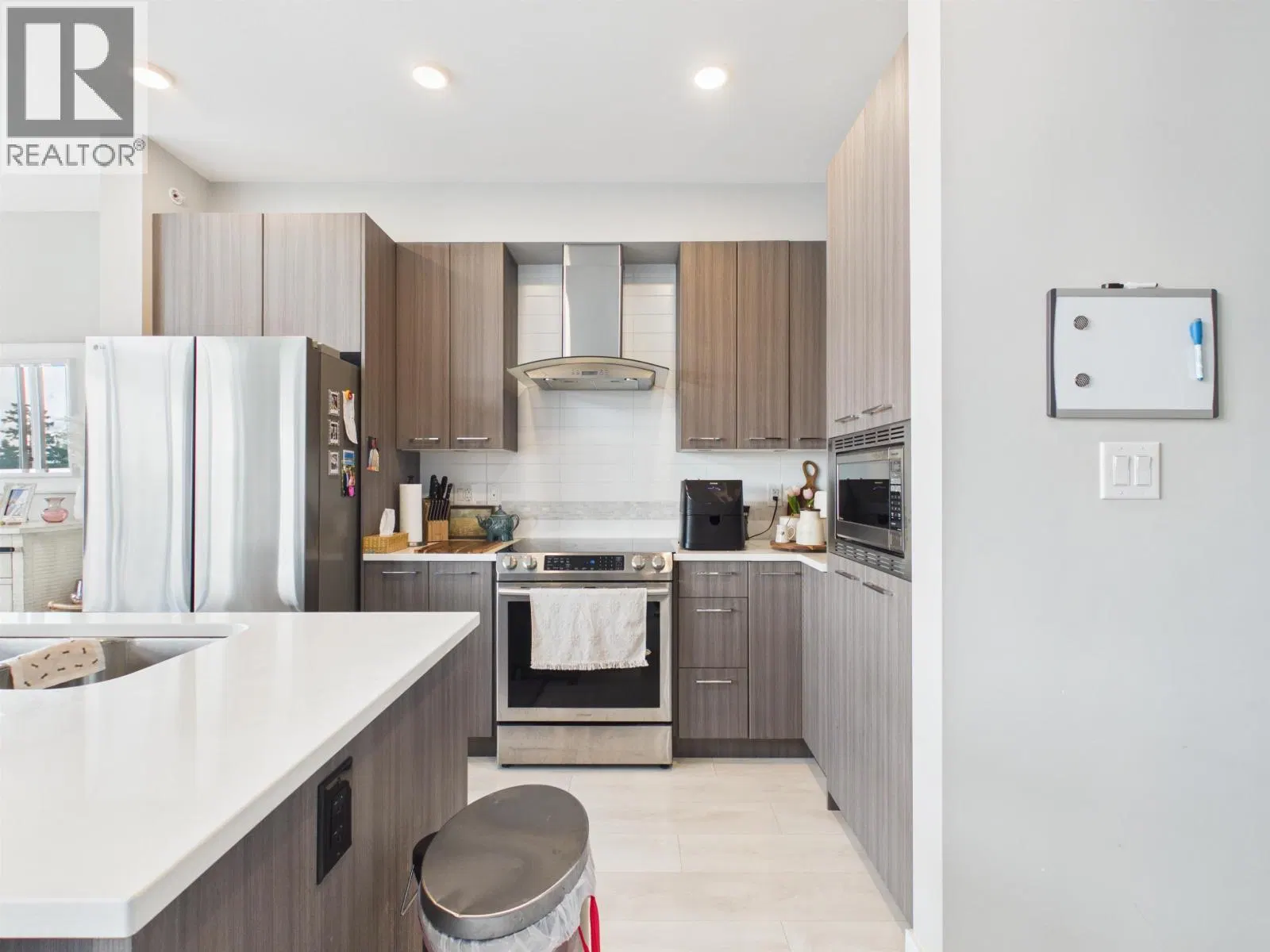 Photo 3 of 22 at #417 – 4690 HAWK Lane