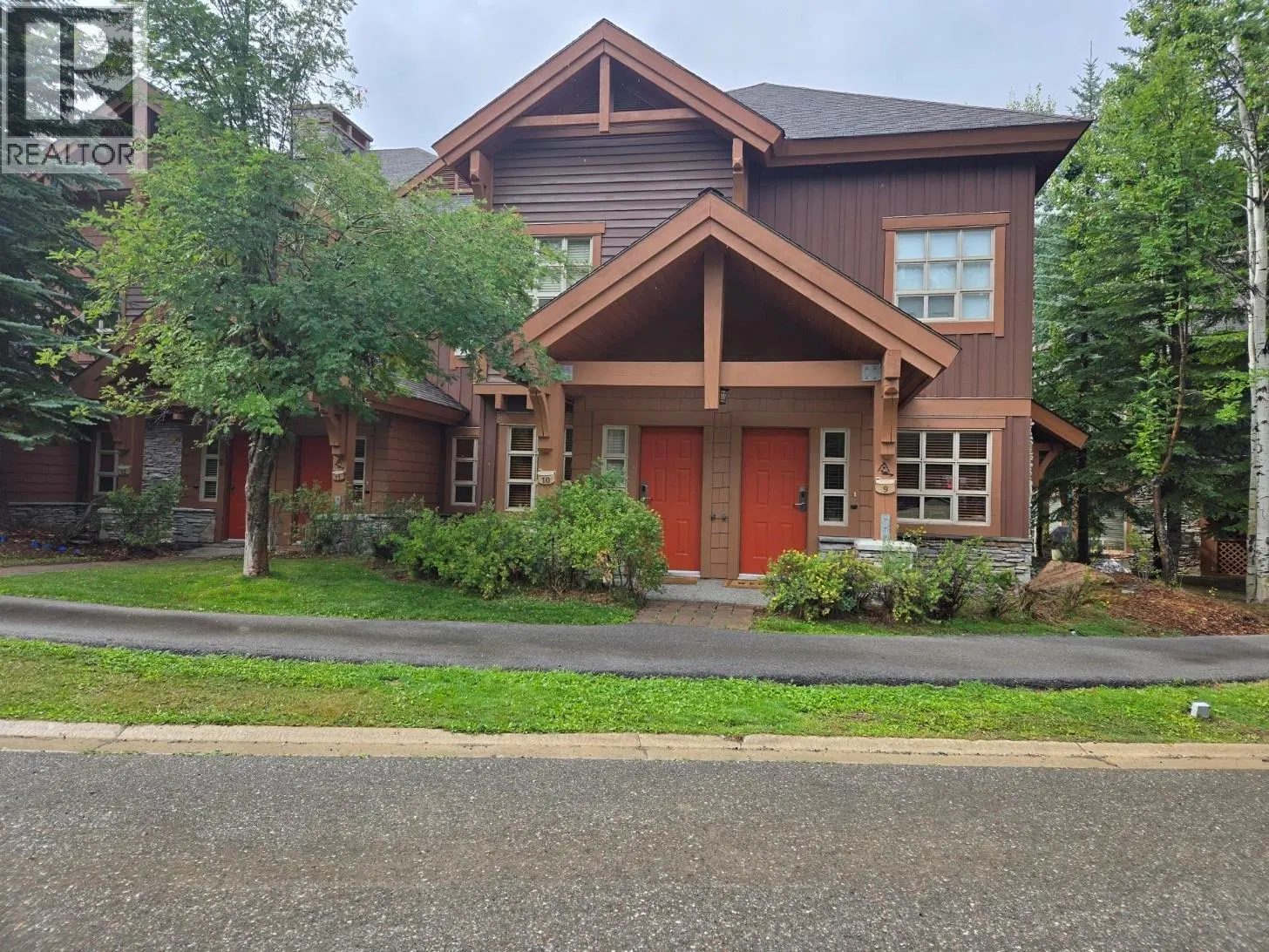 Photo 1 of 22 at #10 – 2002 Panorama Drive