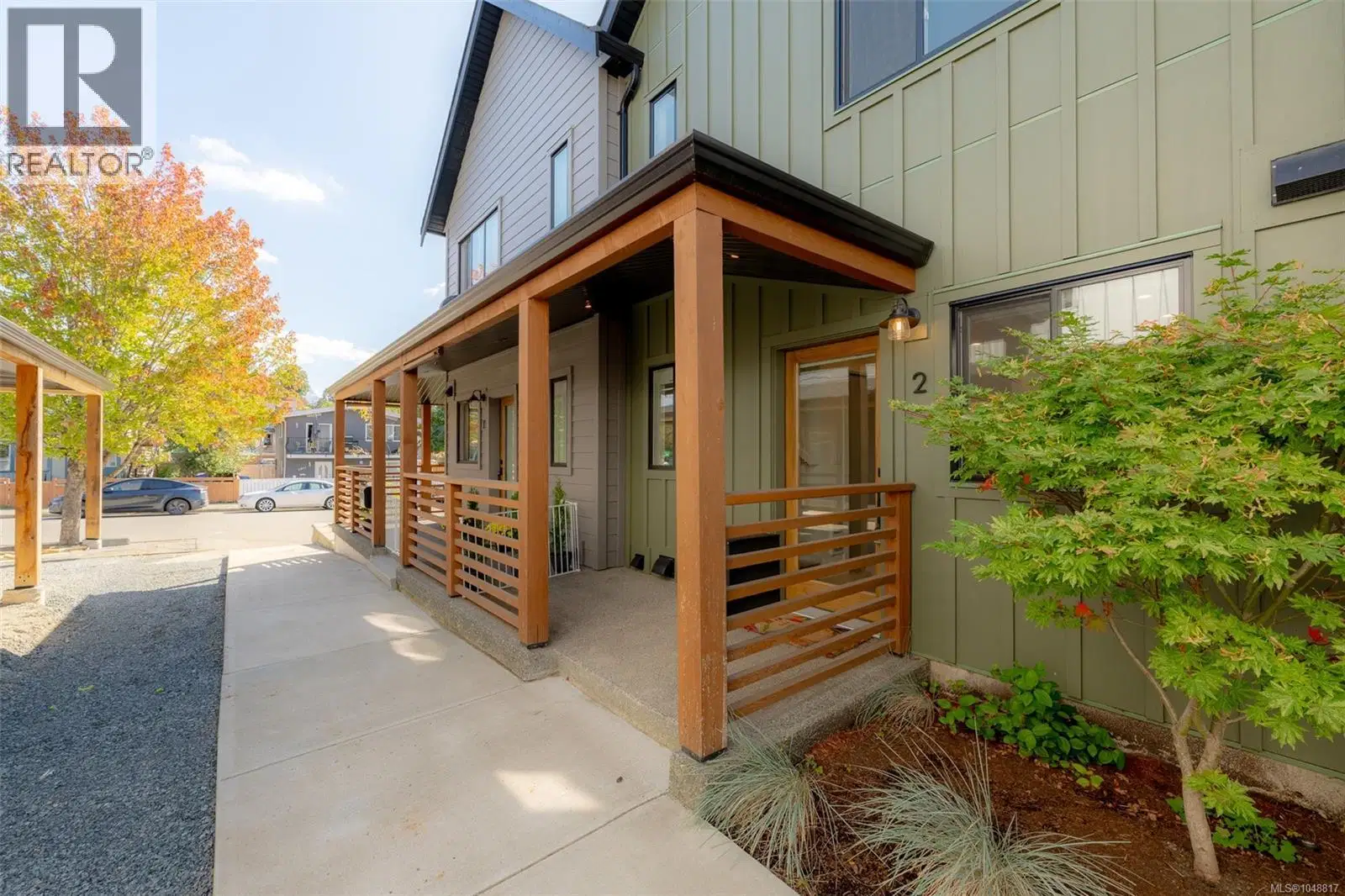 #2 – 2846 4th Avenue