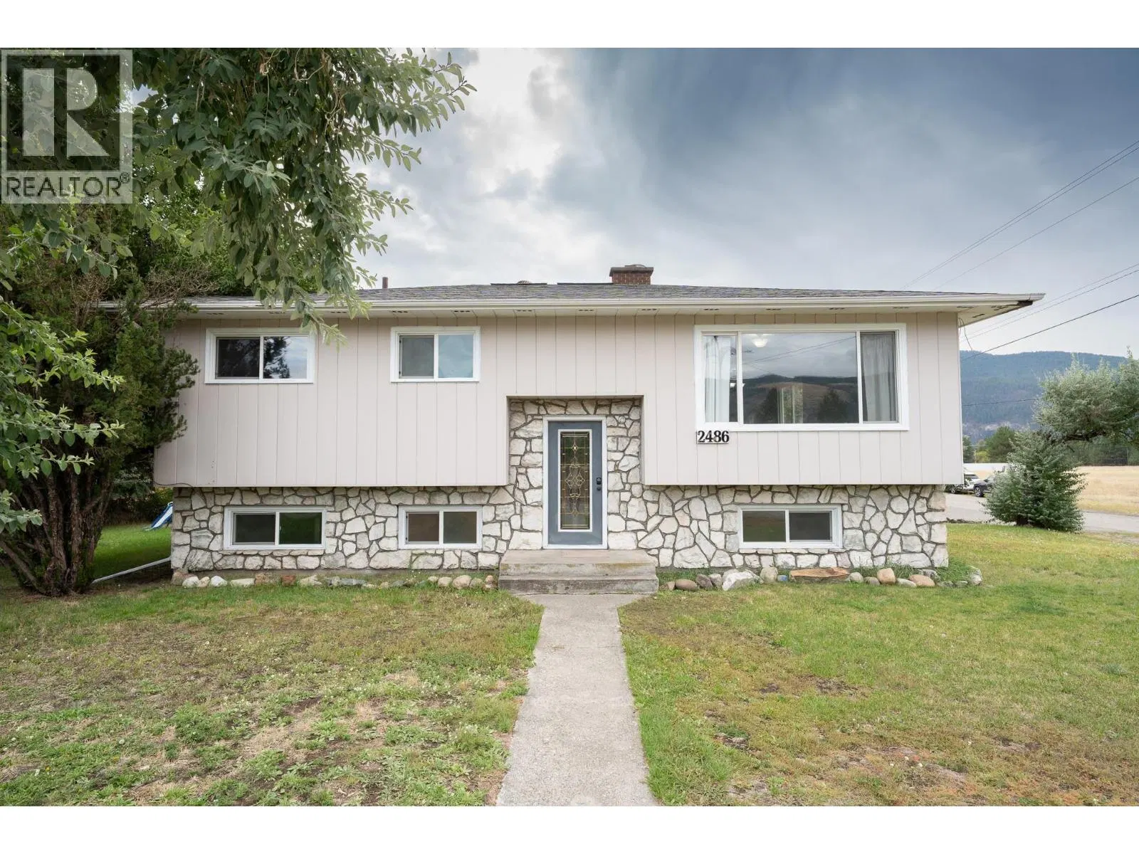 2486 Central Avenue