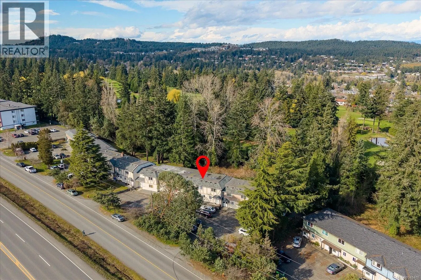 Photo 4 of 32 at 2554 Highland Boulevard