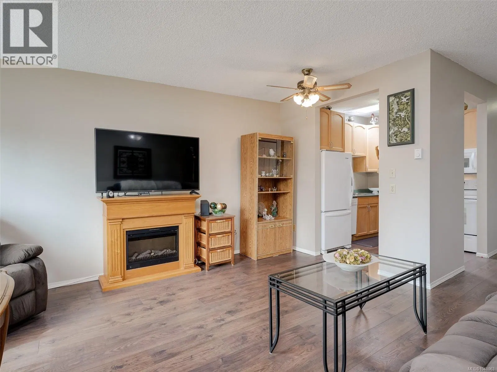 Photo 2 of 32 at #303 – 642 Admirals Road