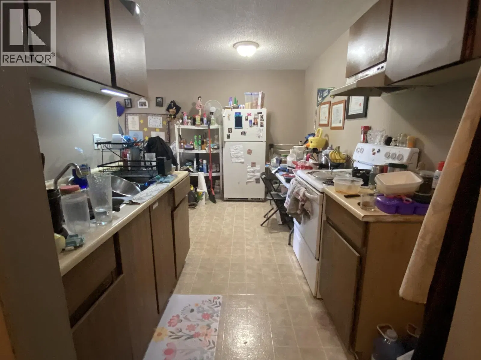 Photo 3 of 9 at #2315 – 2607 PEAR Street