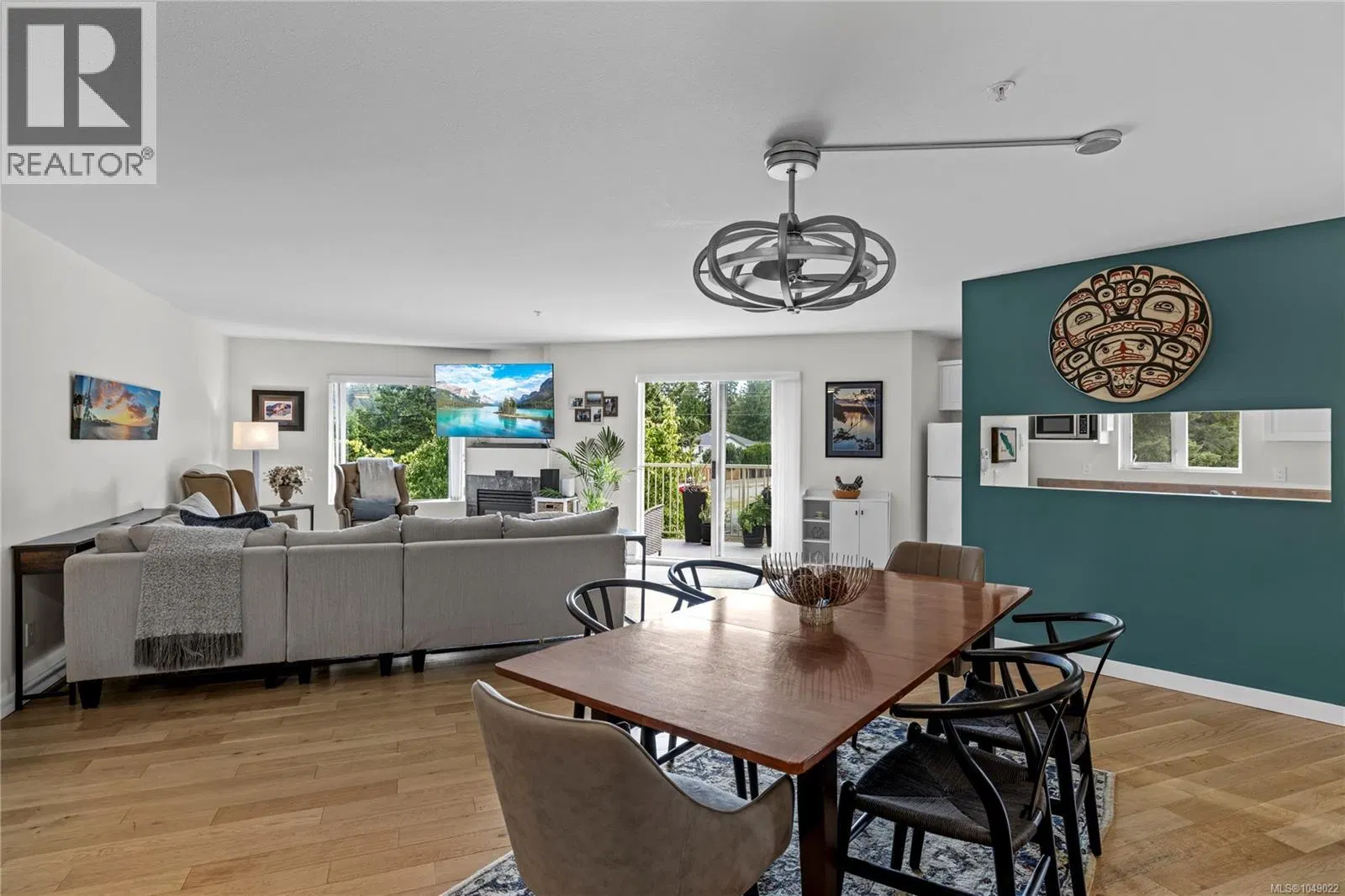 Photo 3 of 38 at #409 – 4971 Songbird Place
