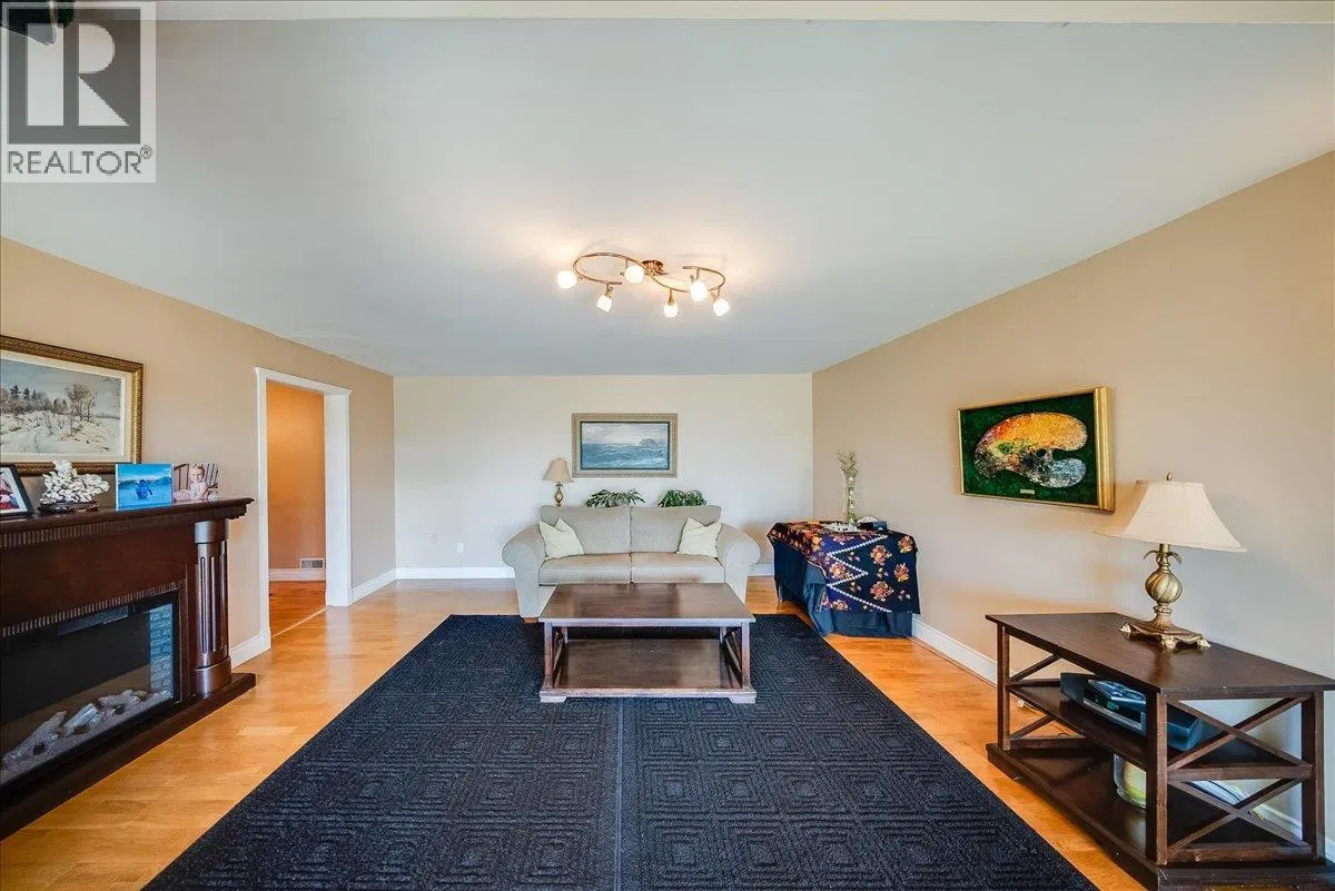 Photo 5 of 68 at 2390 McLeod Avenue