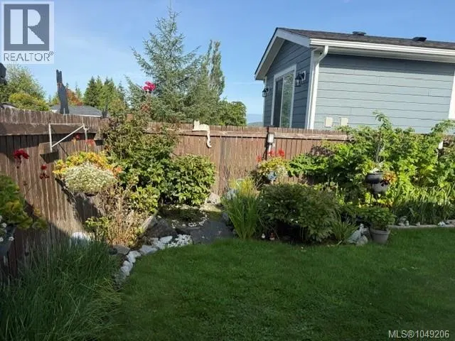 Photo 4 of 20 at #48 – 7100 Highview Road