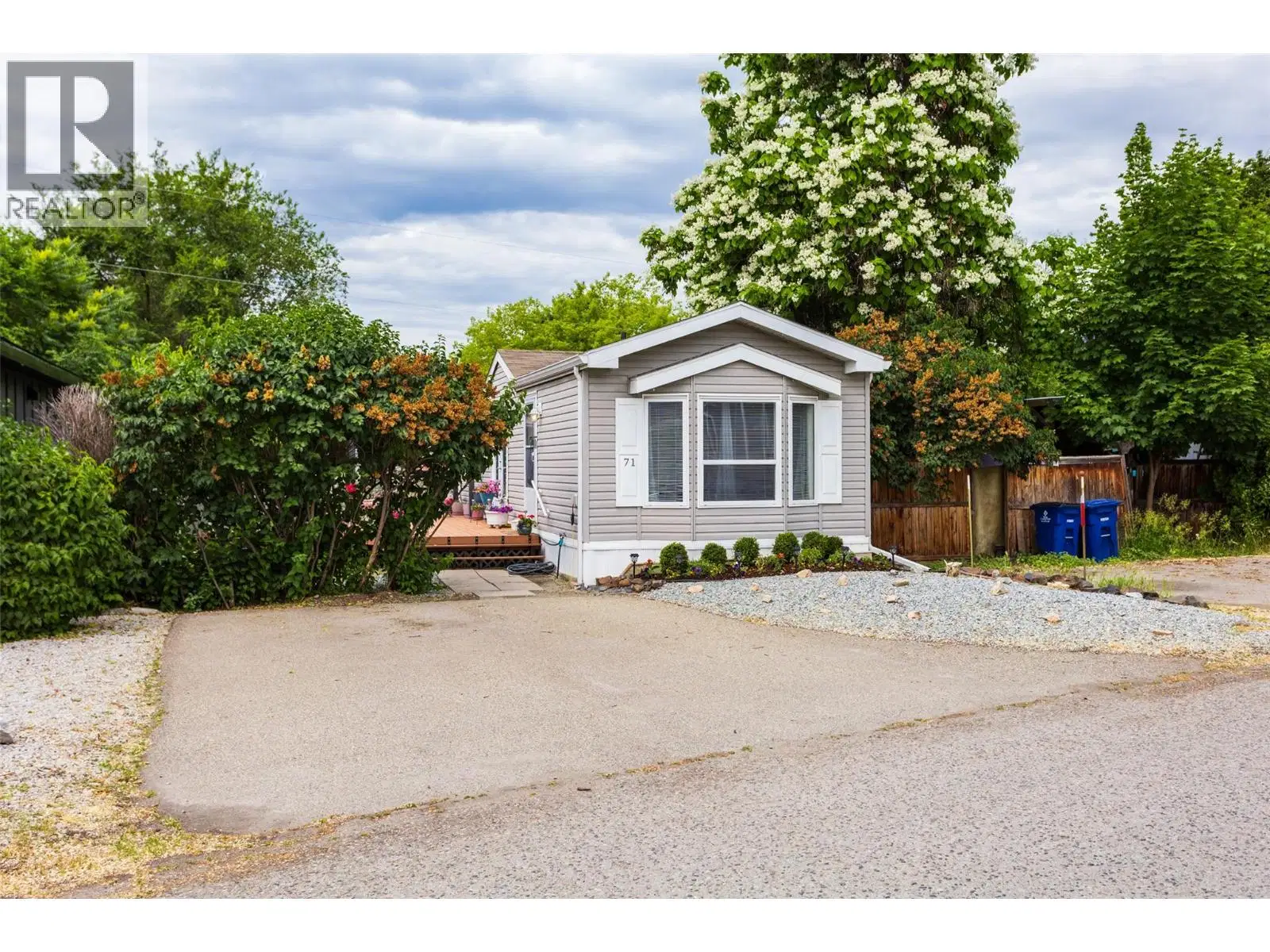 #71 – 2035 Boucherie Road