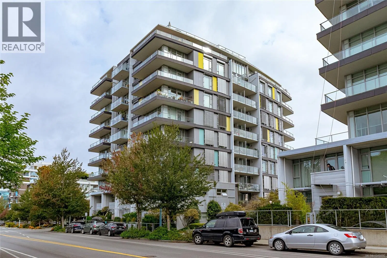 Photo 4 of 27 at #901 – 379 Tyee Road