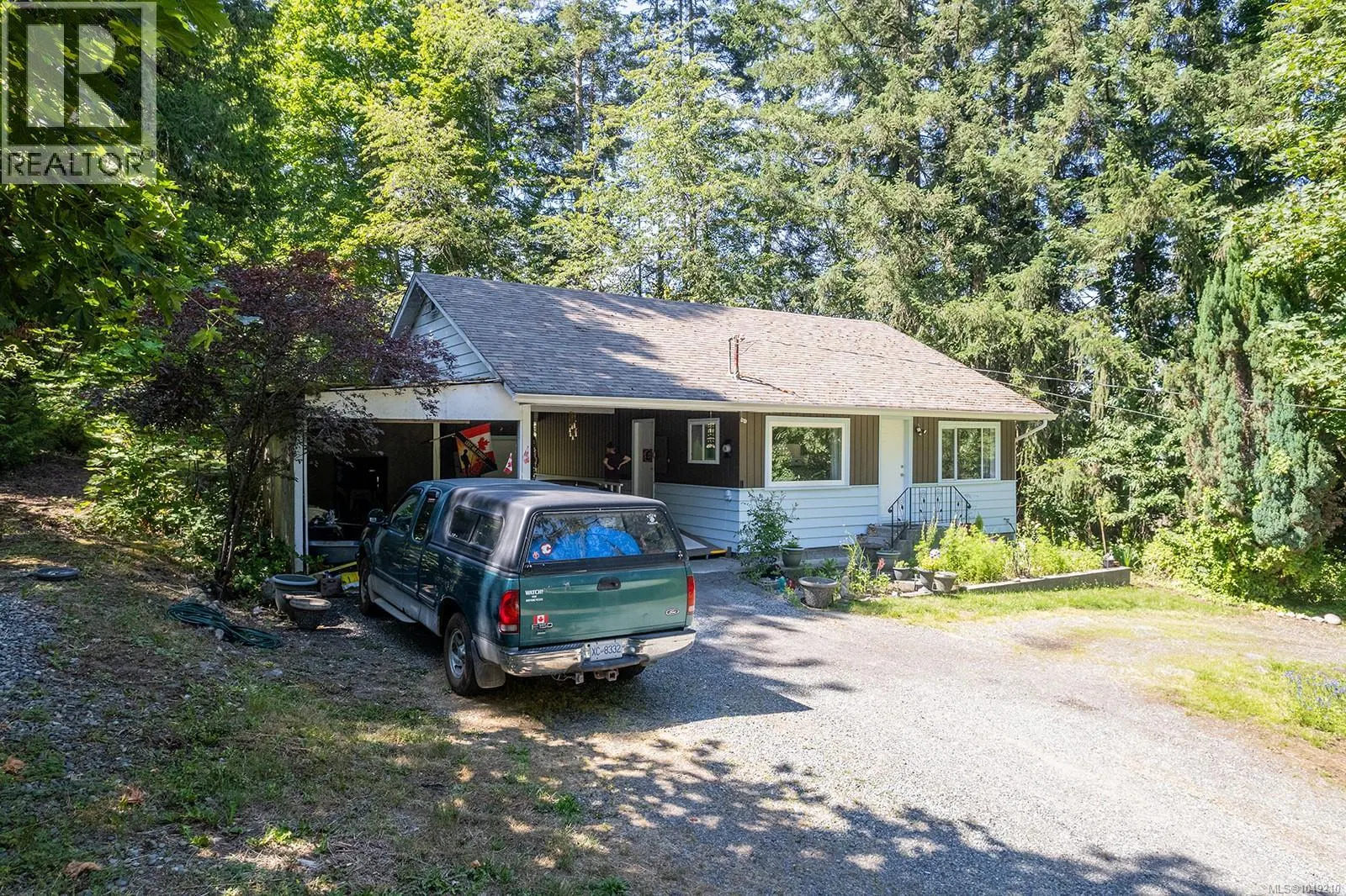 Photo 5 of 29 at 5280 Koksilah Road