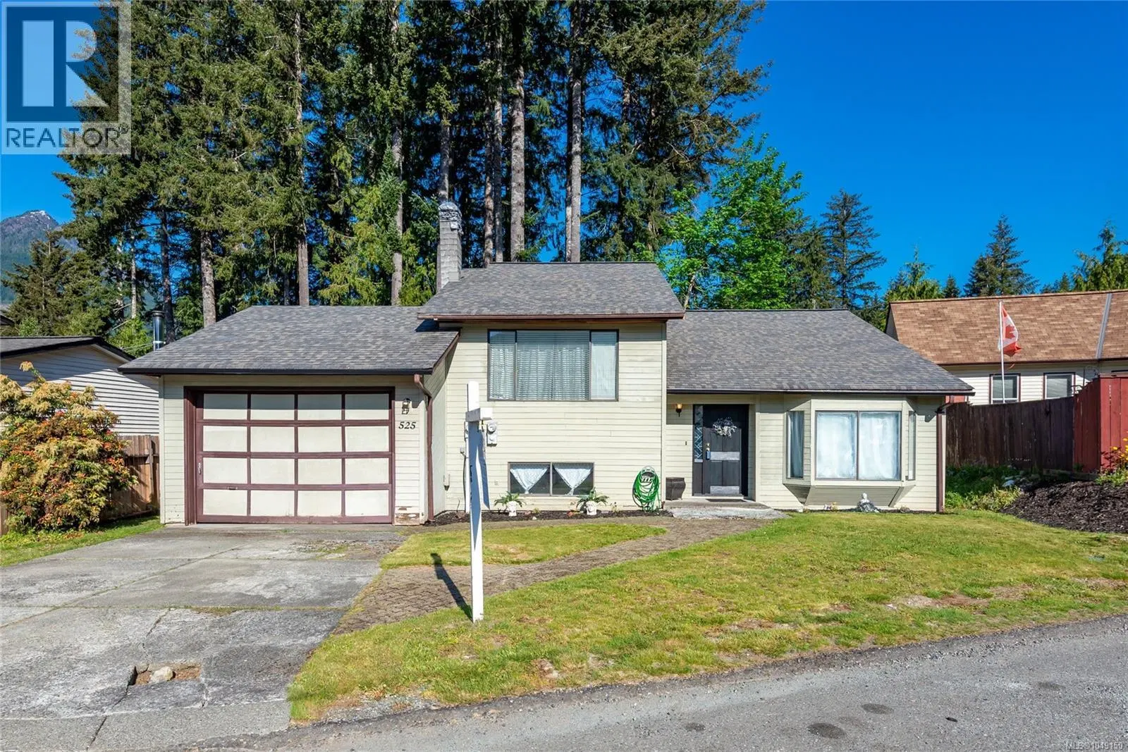 525 Muchalat Court