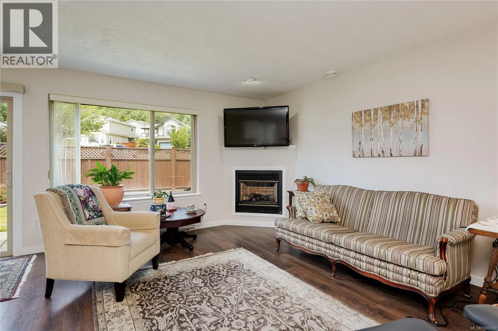 Photo 4 of 25 at 6654 Acreman Place