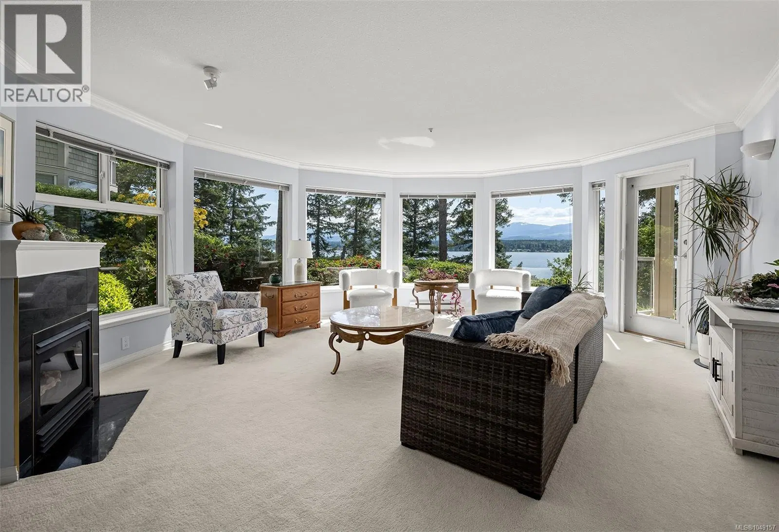 #202 – 2275 Comox Avenue