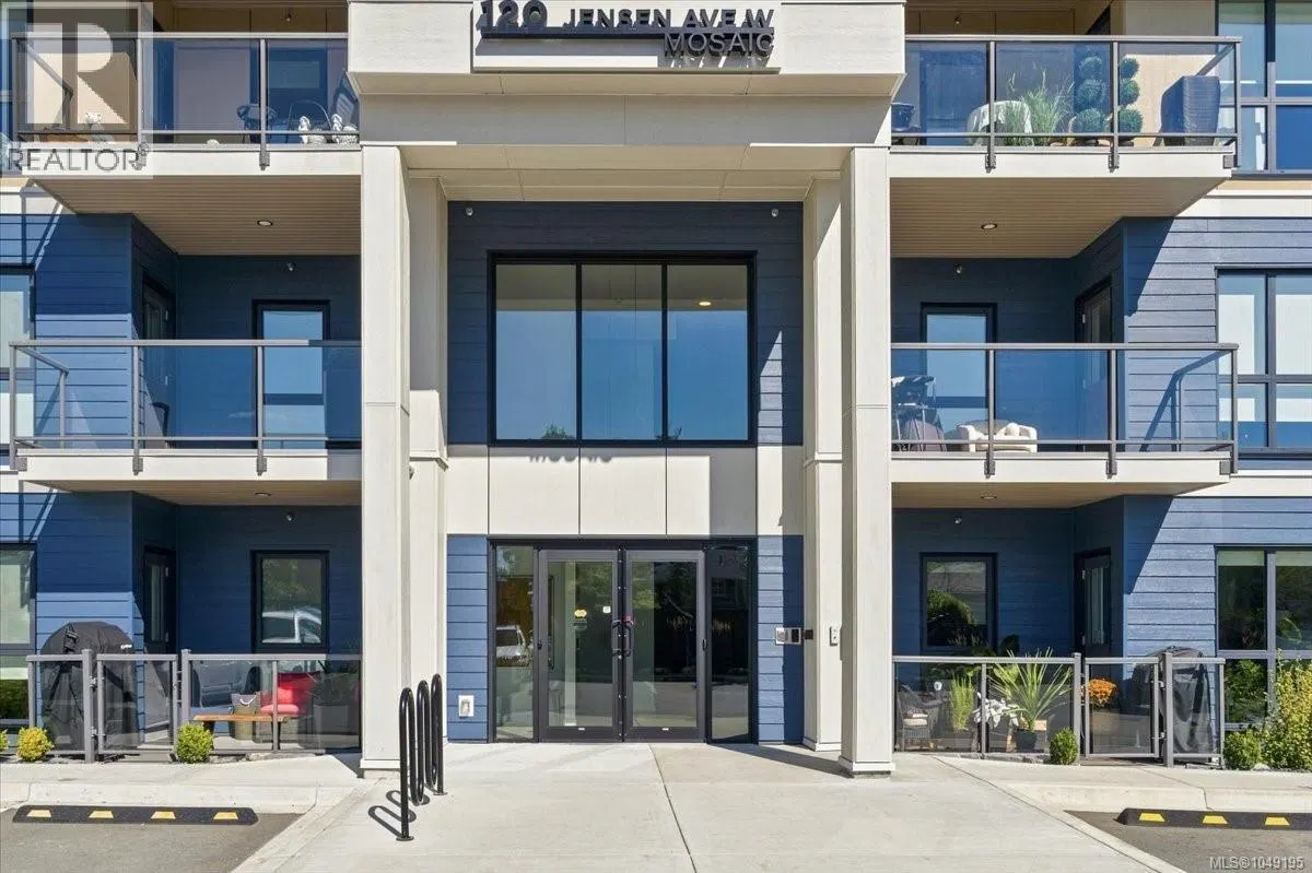 Photo 5 of 41 at #311 – 120 Jensen Avenue
