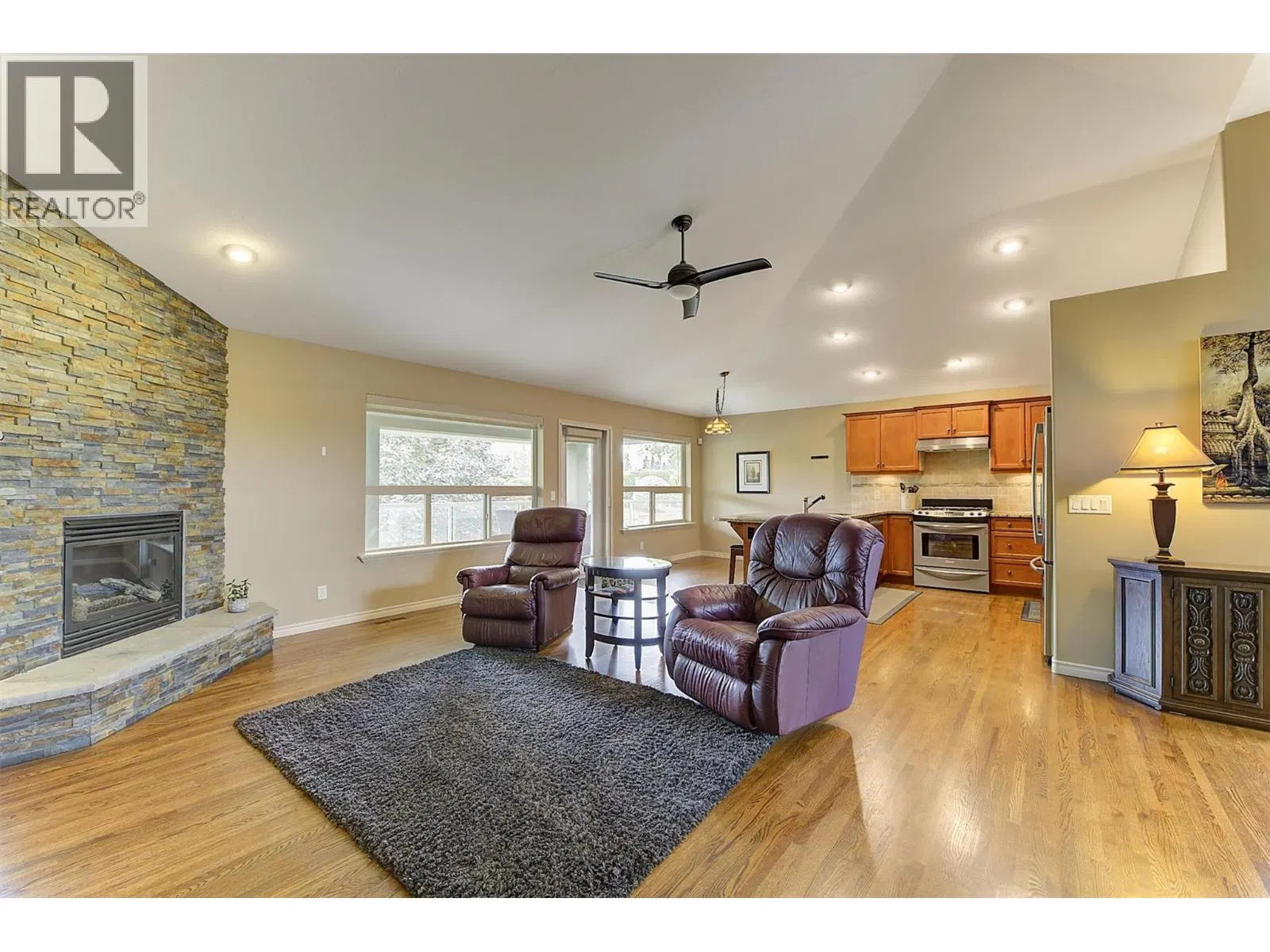 Photo 3 of 58 at #31 – 2155 Horizon Drive