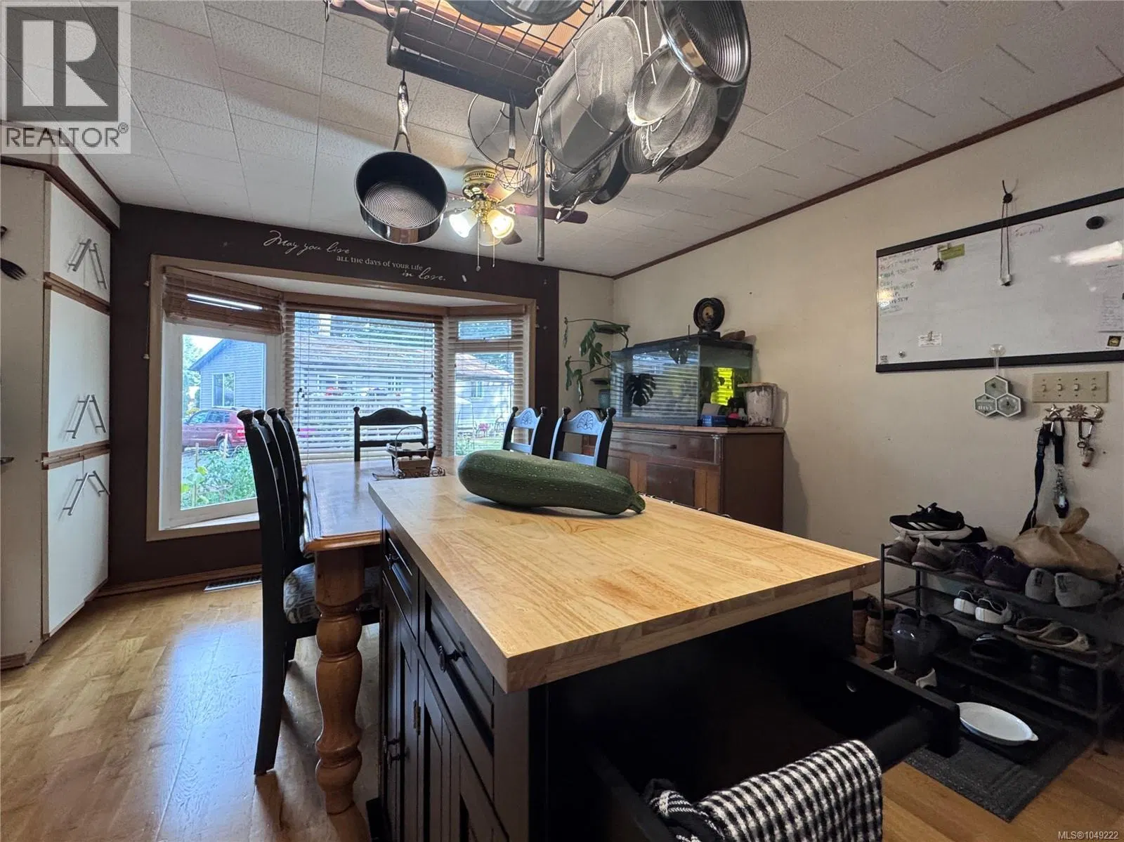 Photo 5 of 23 at #11 – 6225 Lugrin Road