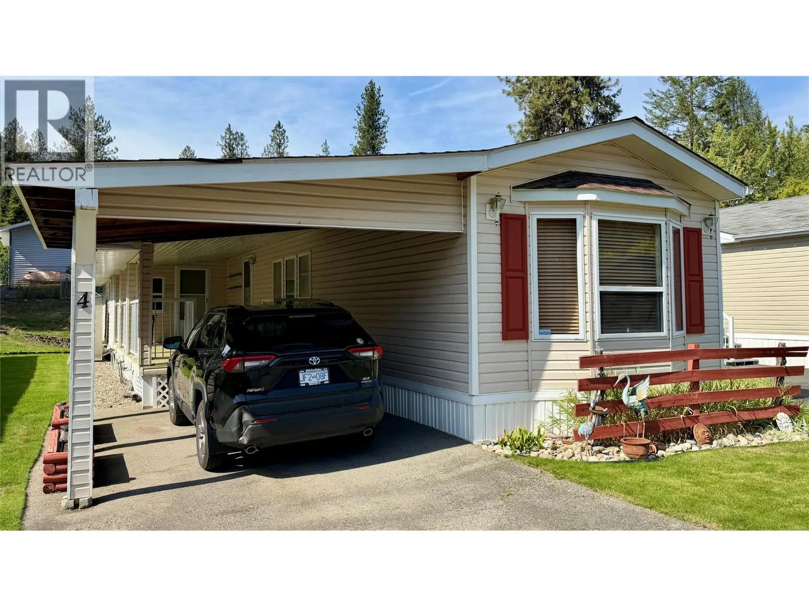 Photo 2 of 21 at #4 – 1500 Neimi Road